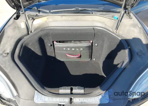 2014 Tesla Model S P85 из США, поврежденный, VIN 5YJSA1H10EFP30525